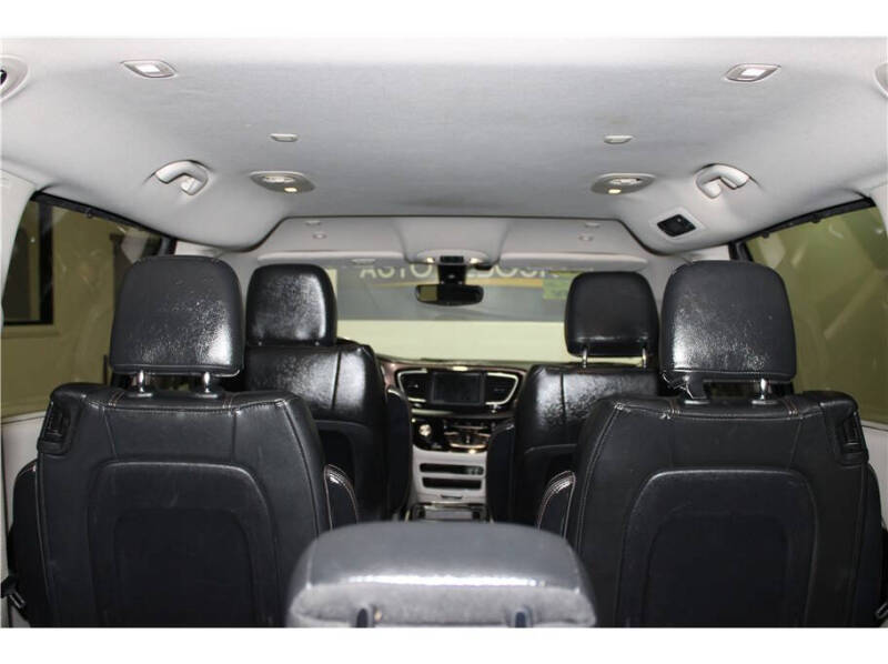 2019 Chrysler Pacifica Touring L