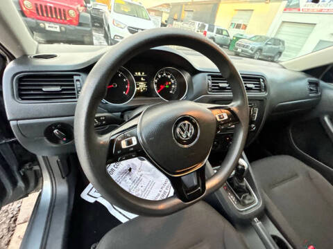 2015 Volkswagen Jetta