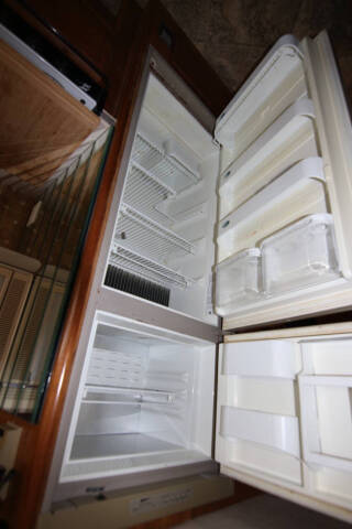 1997 FORETRAVEL U295