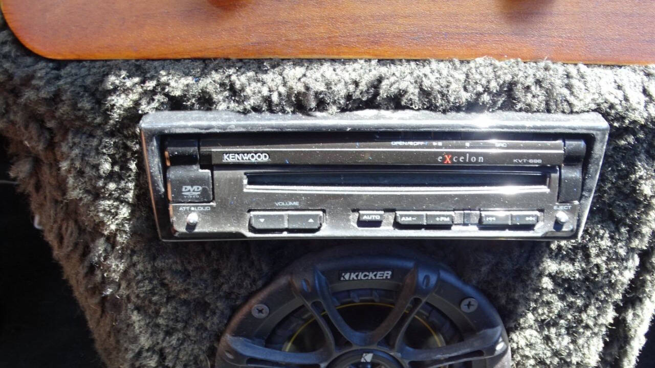 1999 valiente convertible 28