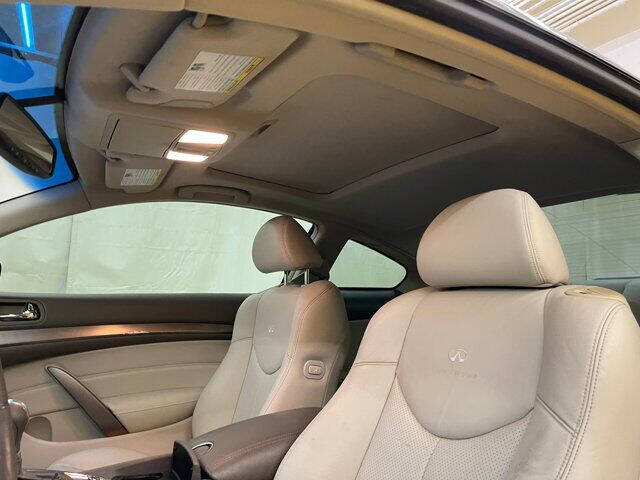 2011 Infiniti G37 Coupe Journey