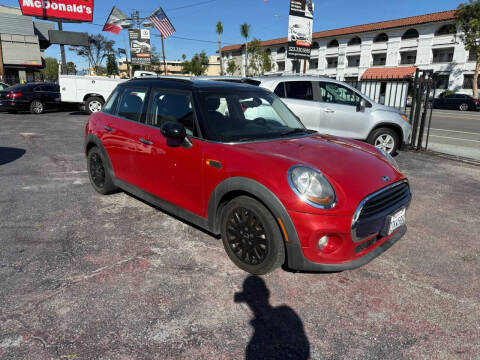 2016 MINI Hardtop 4 Door Cooper