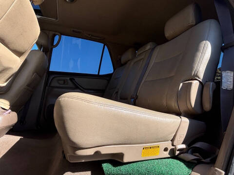 2002 Toyota Sequoia SR5