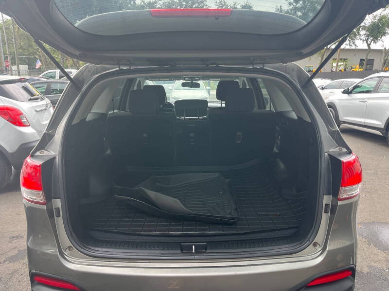 2016 Kia Sorento LX