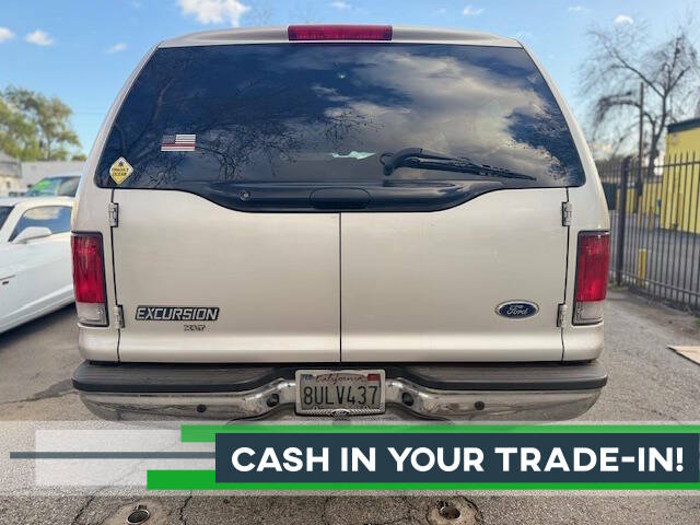 2003 Ford Excursion XLT