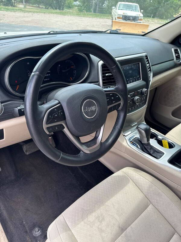 2019 Jeep Grand Cherokee Laredo E