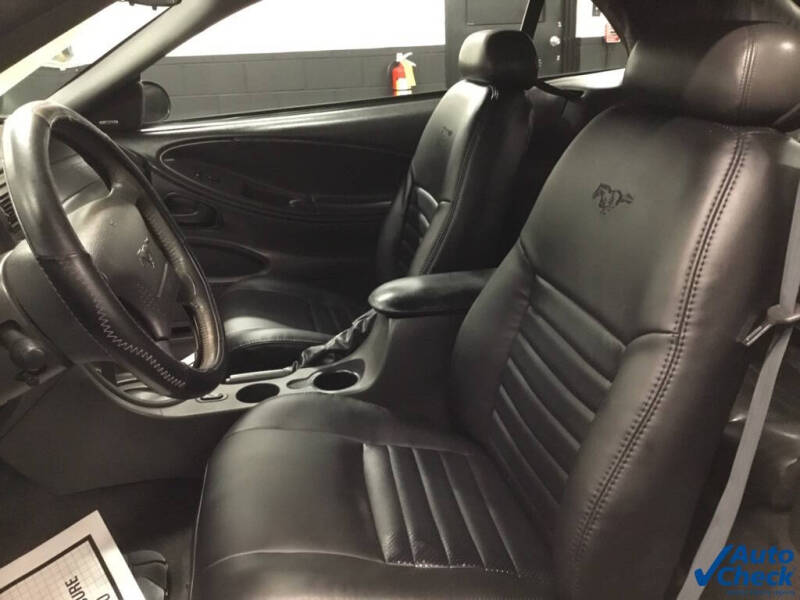 2001 Ford Mustang GT