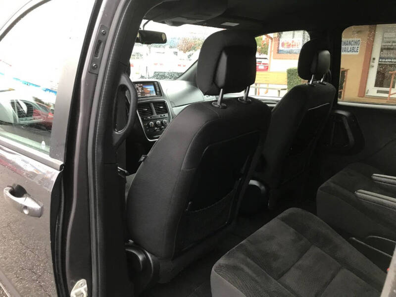 2018 Dodge Grand Caravan SE Plus