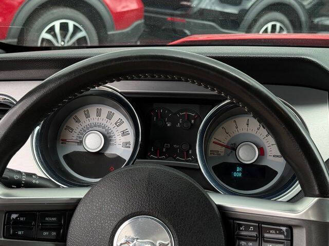 2012 Ford Mustang V6 Premium