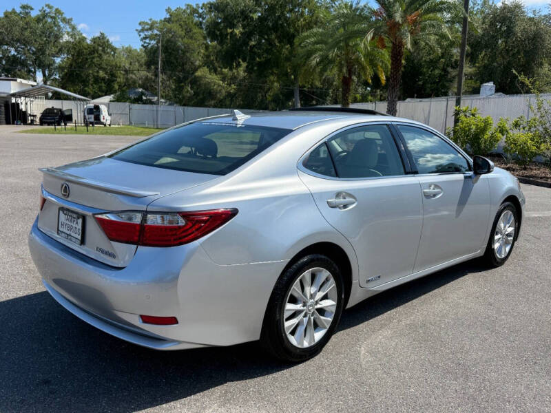 2014 Lexus ES 300h