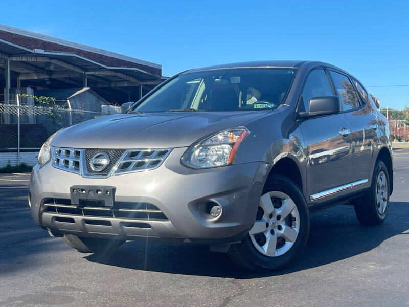 2015 Nissan Rogue Select for sale at MAGIC AUTO SALES in Little Ferry NJ