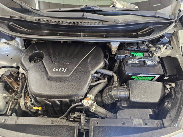 2015 Kia Rio 5-Door LX