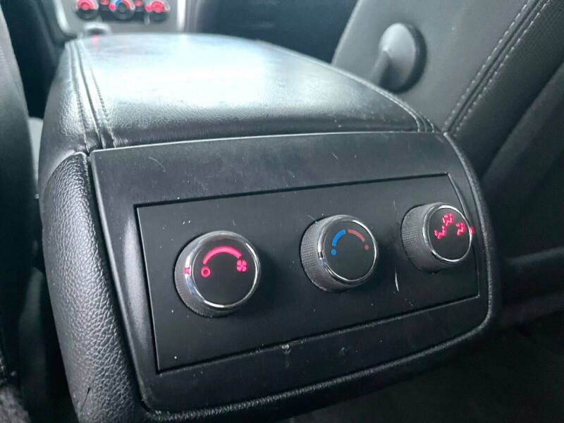 2014 GMC Acadia SLE-2