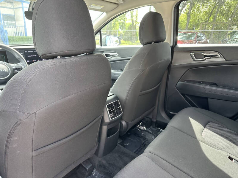 2024 Kia Sportage LX