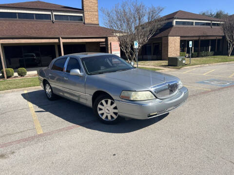 2006 Lincoln Town Car for sale at Aria Affordable Cars LLC in Arlington TX
