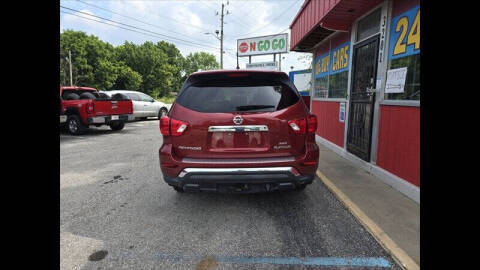 2017 Nissan Pathfinder S