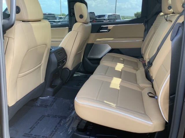 2025 GMC Sierra EV Denali