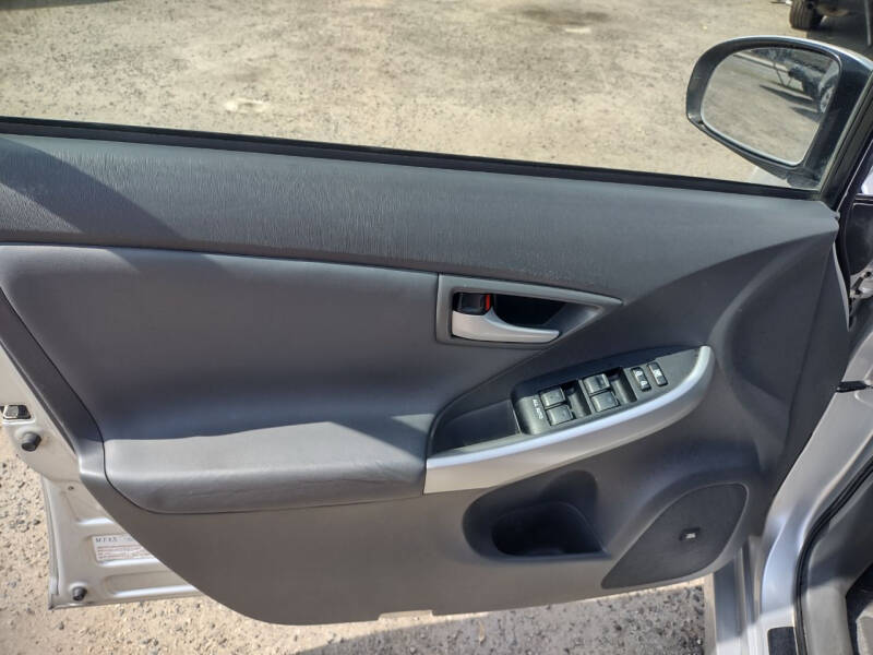 2010 Toyota Prius II