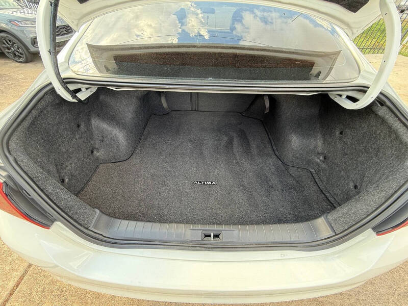 2018 Nissan Altima 2.5 SR