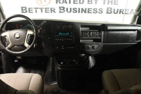 2017 Chevrolet Express LT 3500