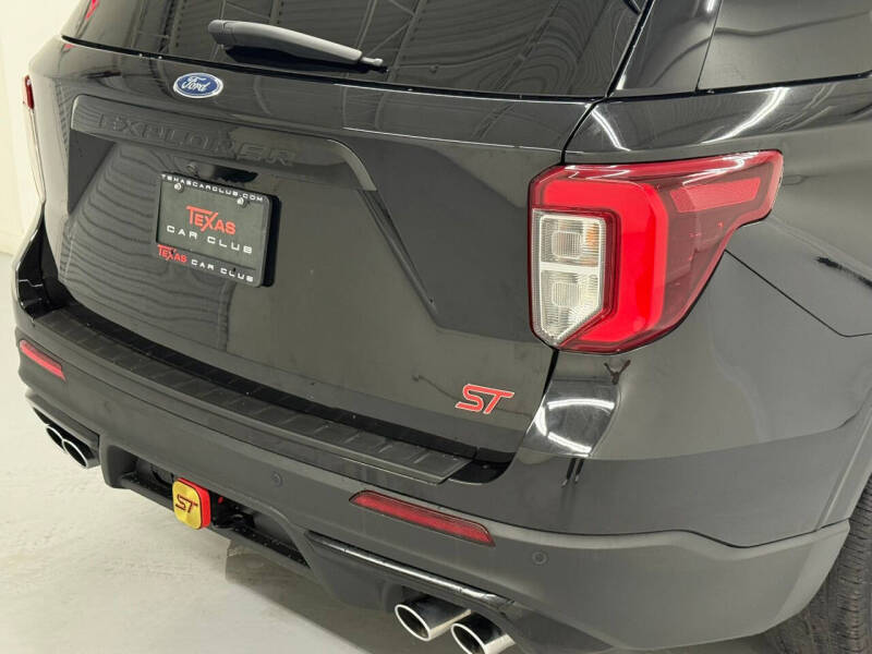 2022 Ford Explorer ST