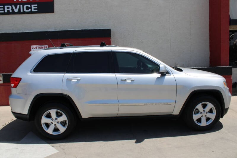 2012 Jeep Grand Cherokee Laredo