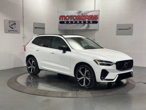 2022 Volvo XC60 B6 R-Design