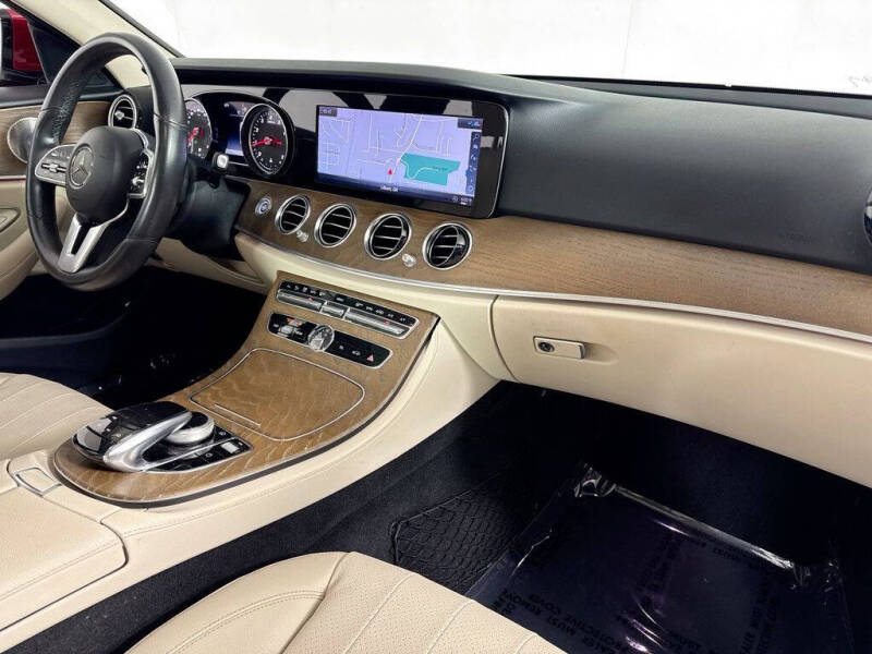 2019 Mercedes-Benz E-Class E 300