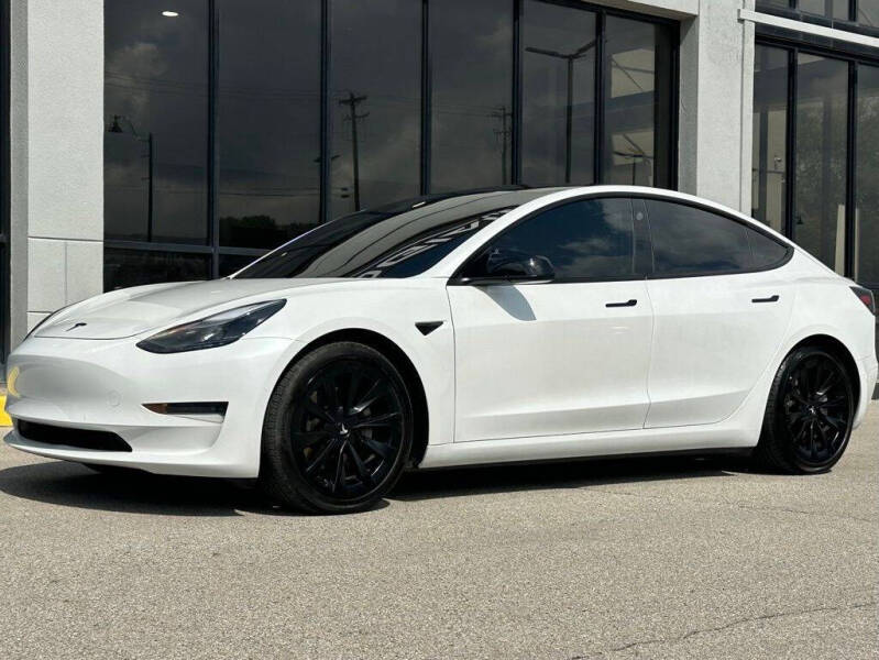 2021 Tesla Model 3 Standard Range Plus
