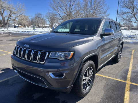 2018 Jeep Grand Cherokee for sale at Mister Auto in Lakewood CO