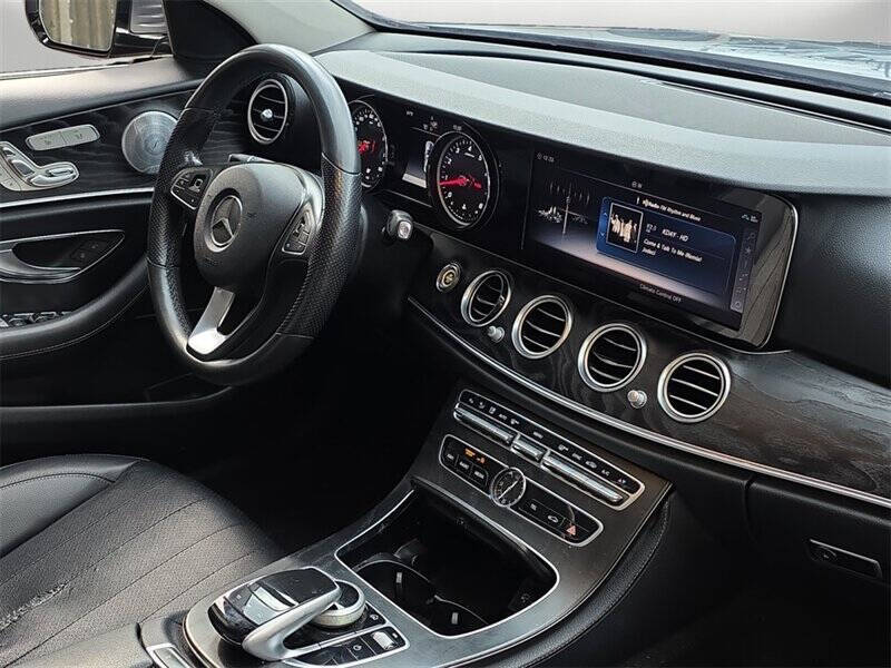 2018 Mercedes-Benz E-Class E 300