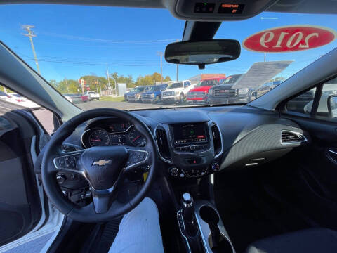 2019 Chevrolet Cruze LT