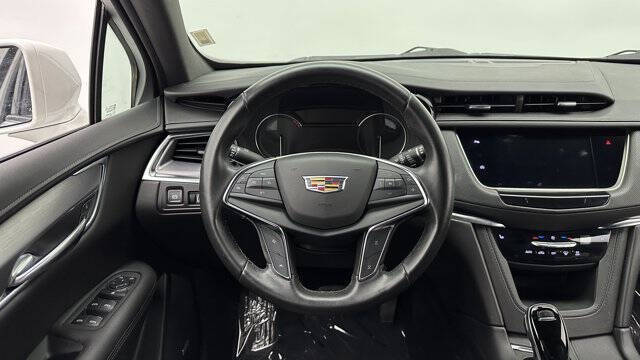 2020 Cadillac XT5 Luxury