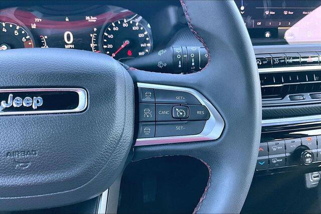 2024 Jeep Compass Trailhawk