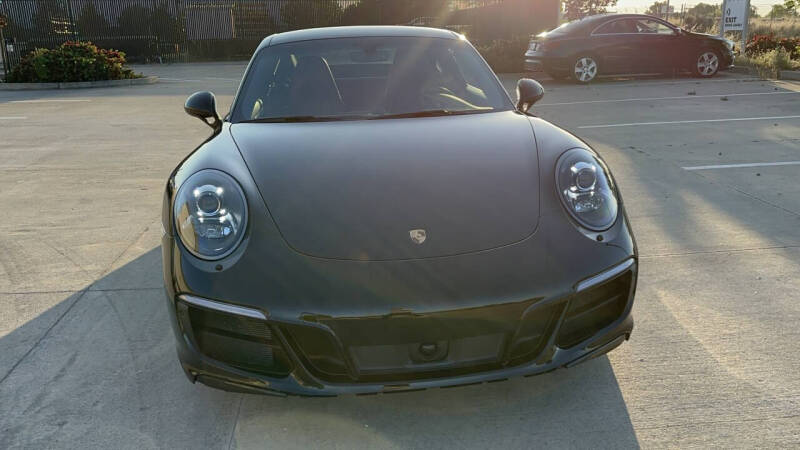 2017 Porsche 911 Carrera GTS