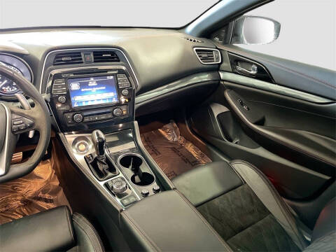 2023 Nissan Maxima 3.5 SR