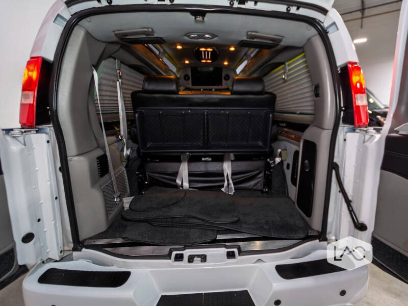 2019 Chevrolet Express 2500