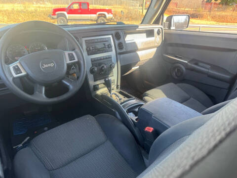 2008 Jeep Commander Sport