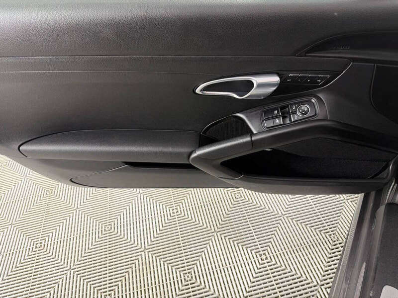 2017 Porsche 718 Boxster