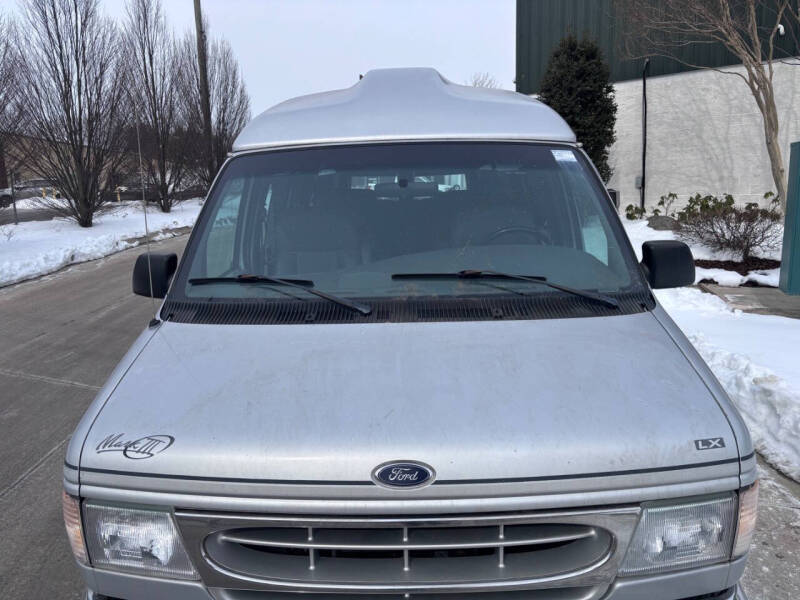 2000 Ford E-Series E-150