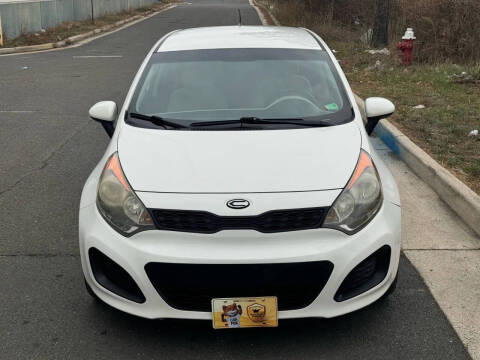 2012 Kia Rio 5-Door LX