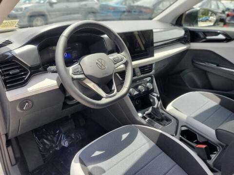 2025 Volkswagen Taos S