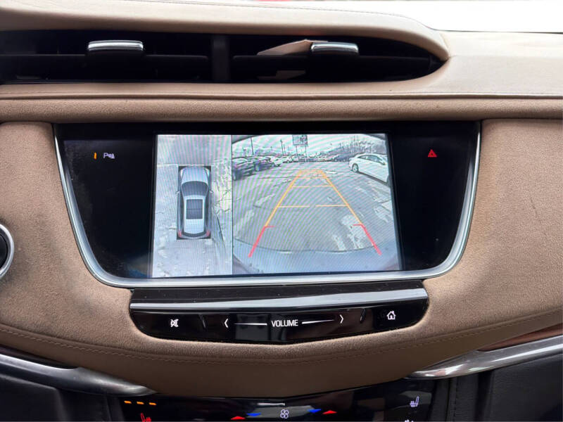 2017 Cadillac XT5 Platinum