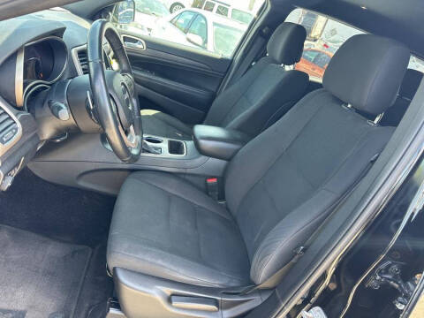 2017 Jeep Grand Cherokee Laredo