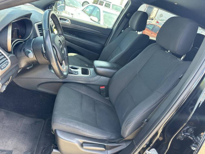 2017 Jeep Grand Cherokee Laredo