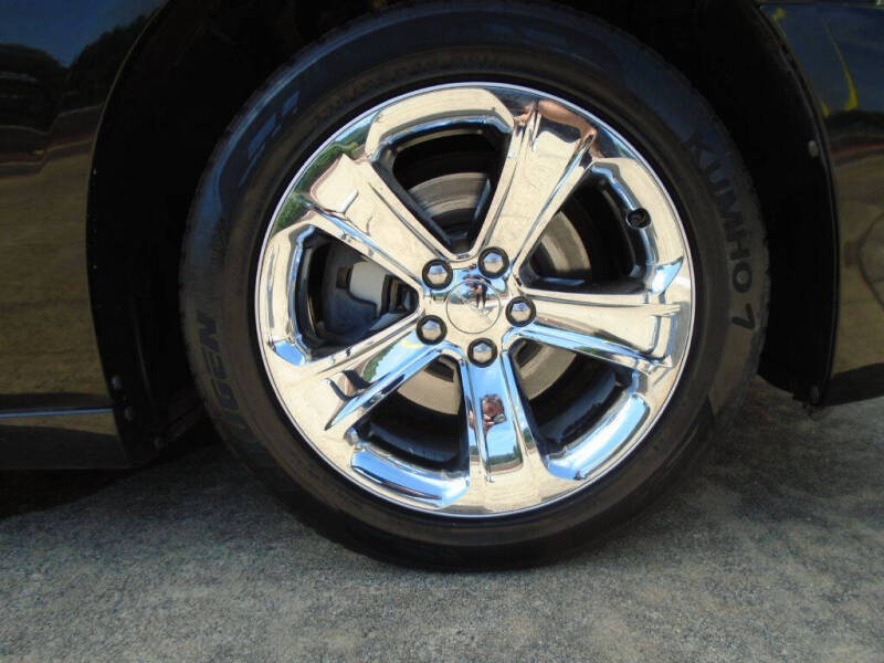 2013 Dodge Charger SE