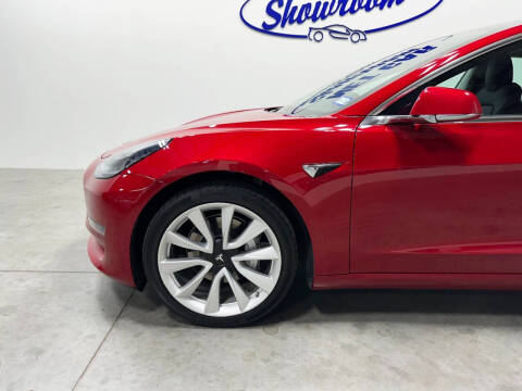 2019 Tesla Model 3 Mid Range