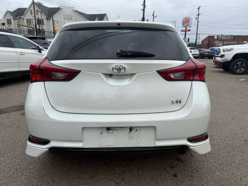 2017 Toyota Corolla iM