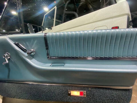 1966 Ford Thunderbird