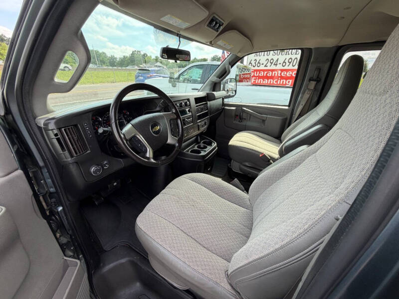 2017 Chevrolet Express LT 3500